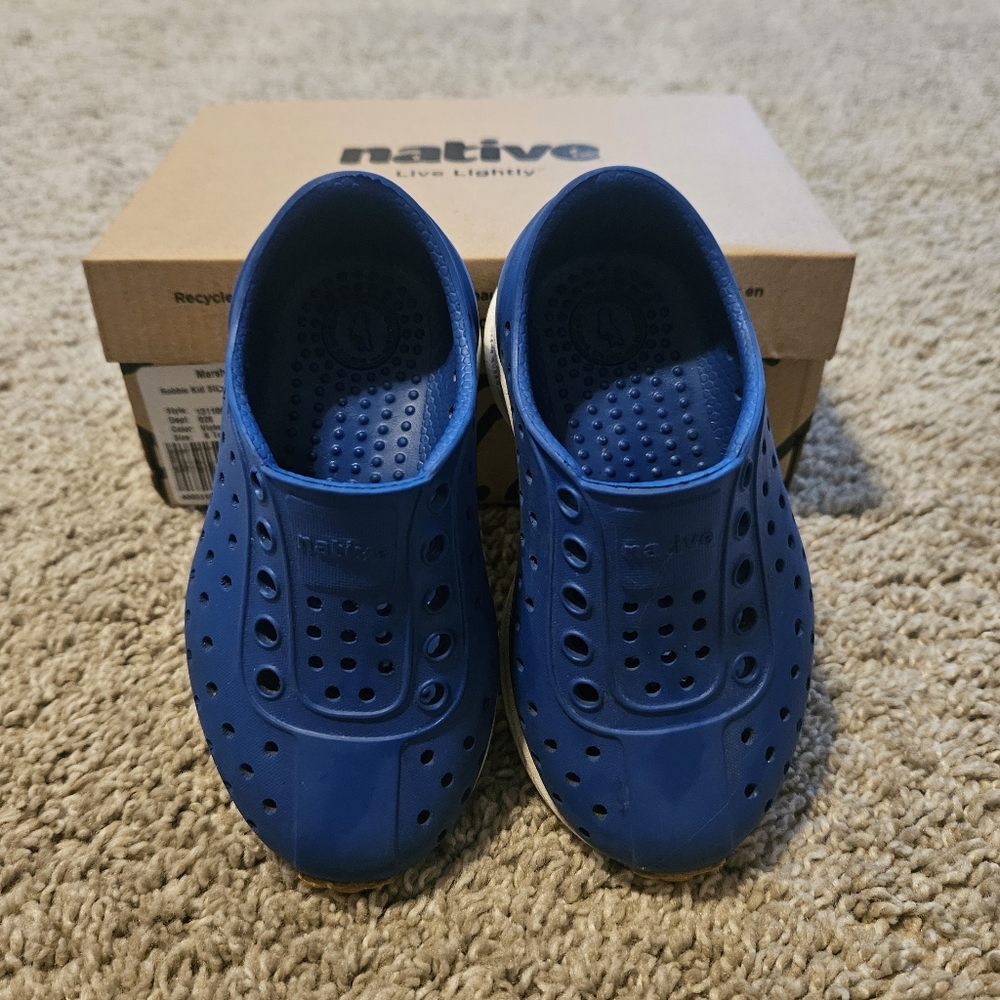 Natives Size 6 and Size 7